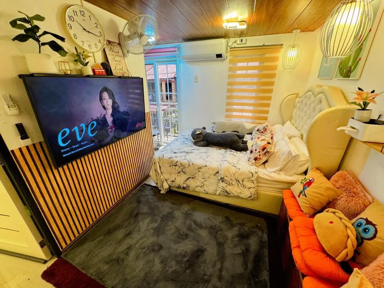アンヘレス The White Haven In Clark Entire Houseヴィラ 0*,  フィリピン