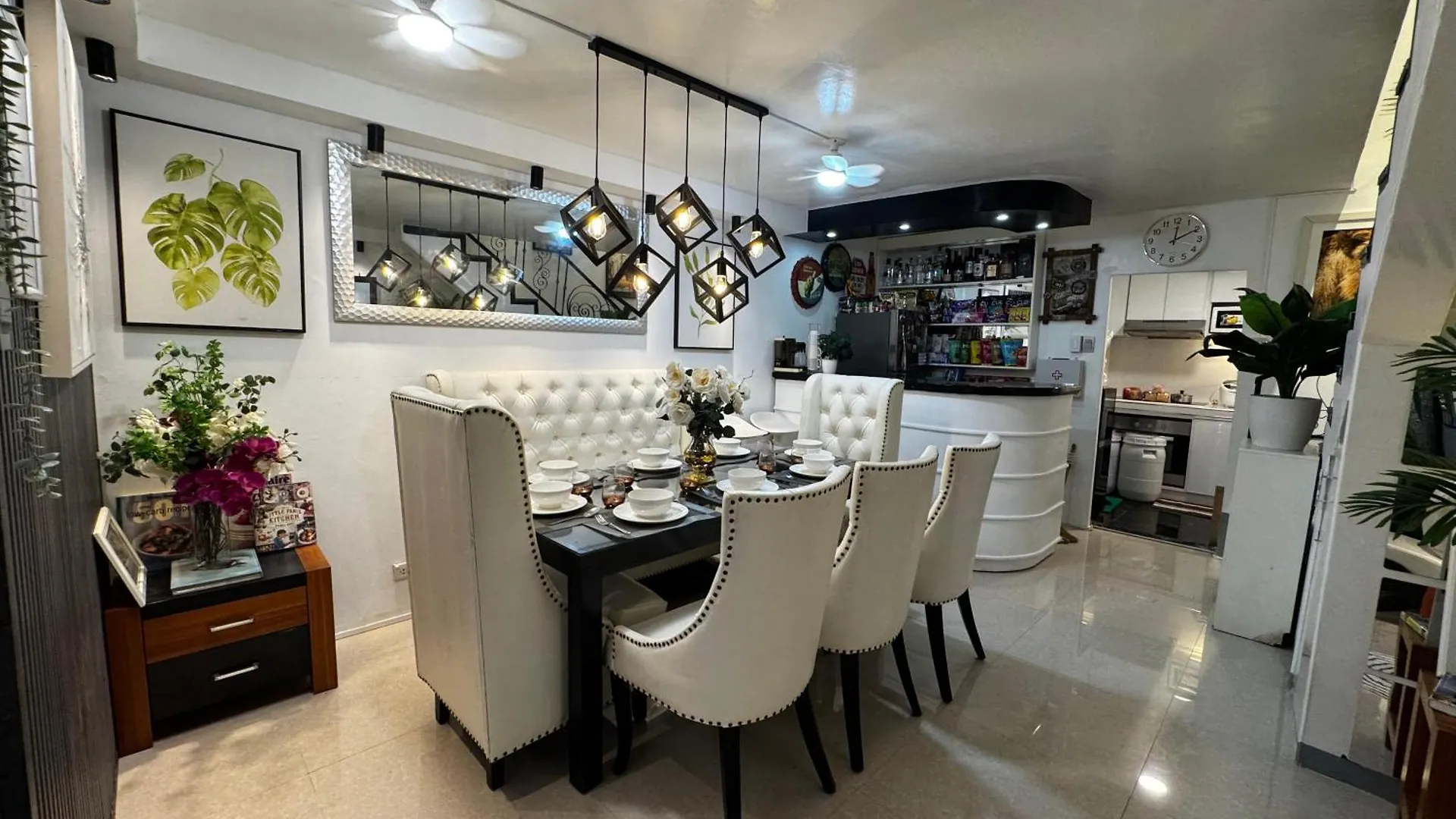 アンヘレス The White Haven In Clark Entire Houseヴィラ 別荘
