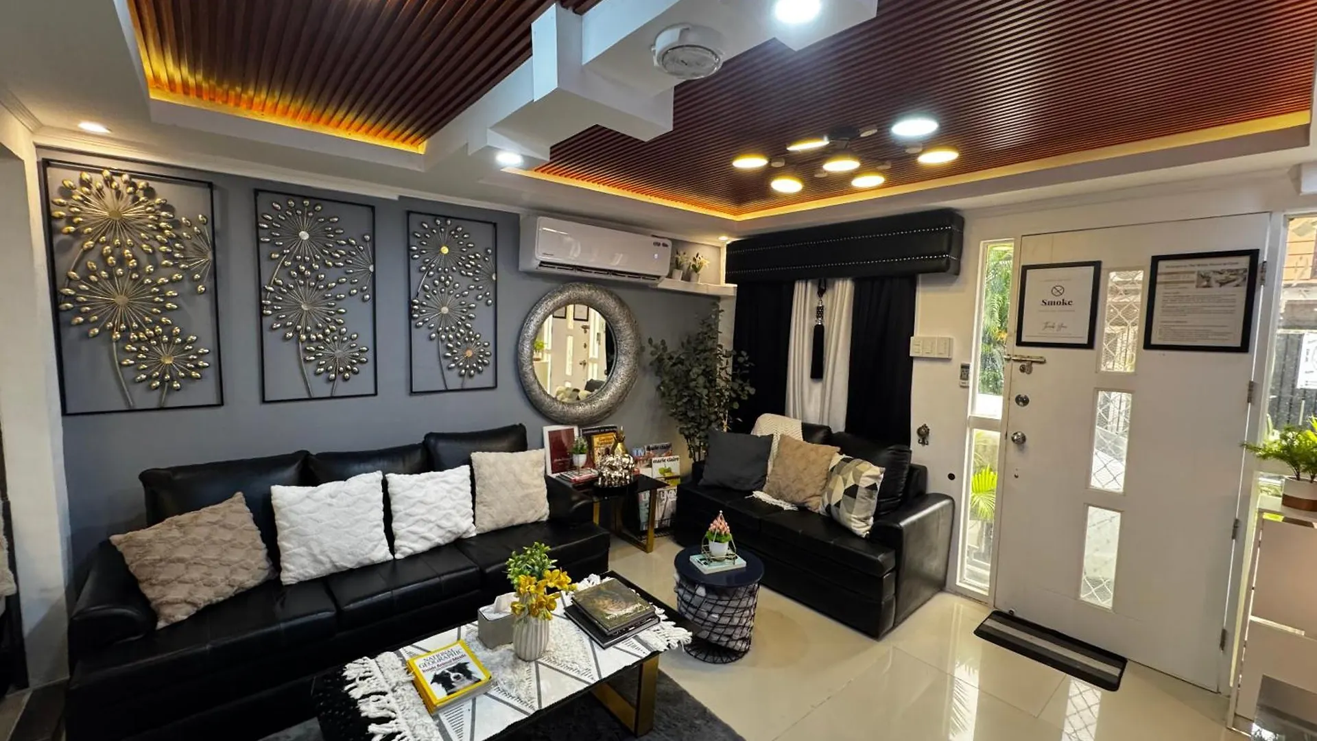 アンヘレス The White Haven In Clark Entire Houseヴィラ 別荘
