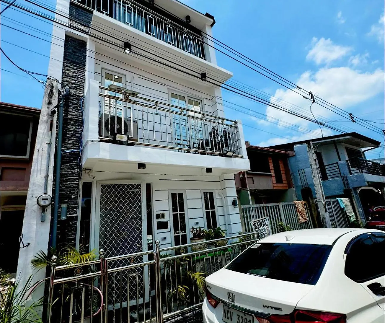 別荘 アンヘレス The White Haven In Clark Entire Houseヴィラ
